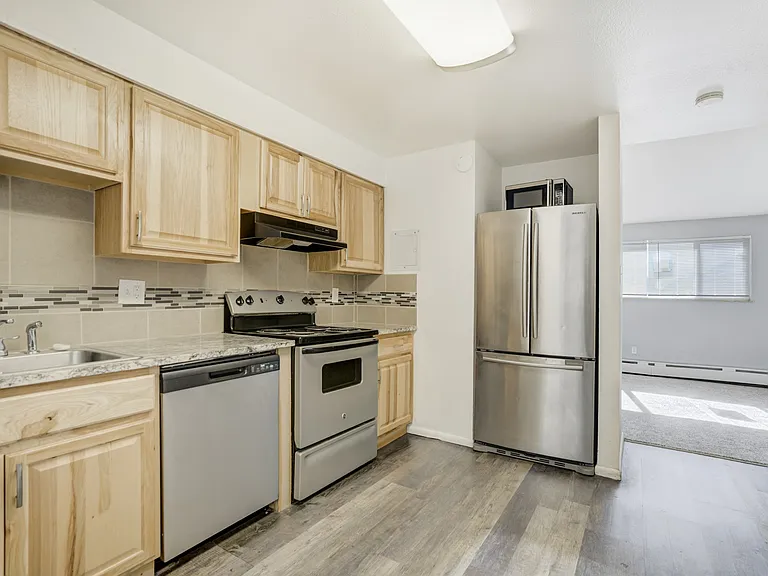 2921 Straus Ln #1 — Photo 3