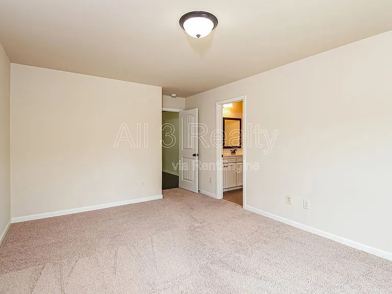 3738 Valley Spring Dr — Photo 21