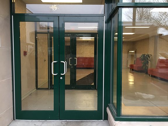 3rd image of 15 S 5th Ave