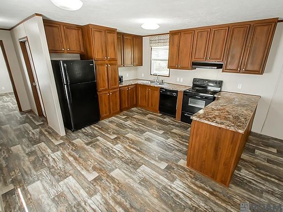 5th image of 30780 Weiss Rd
