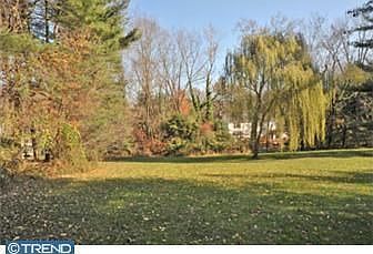 2nd image of 1055 Waterloo Rd