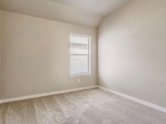 3rd image of 118 Wallin Farms Dr