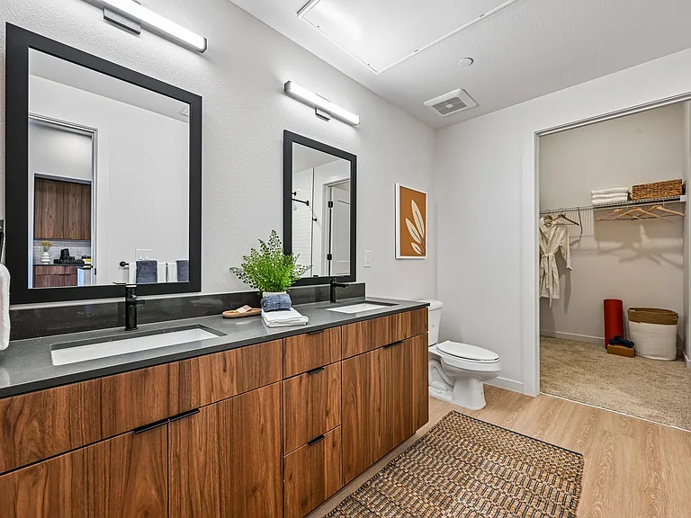 Ralston Commons — Photo 13