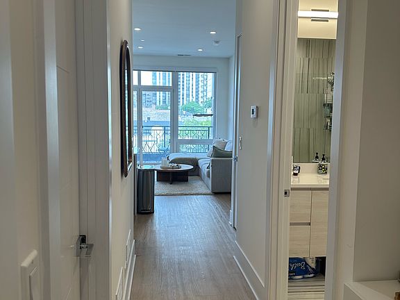 5th image of 169 W North Ave #304
