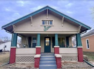 406 N 12th St, Beatrice, NE 68310