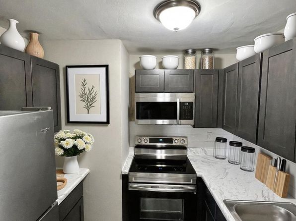 18 Huron Ave #16B
