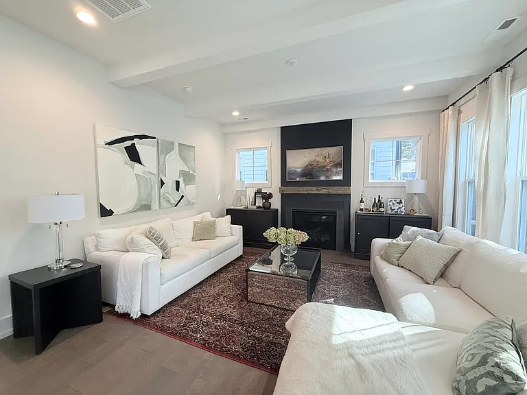 5224 Lynnville Ave — Photo 11
