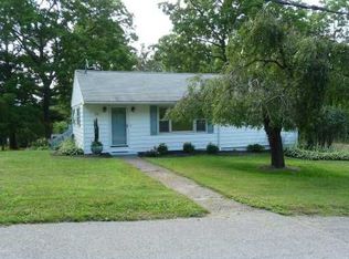 22 Hill St, Newburgh, NY 12550