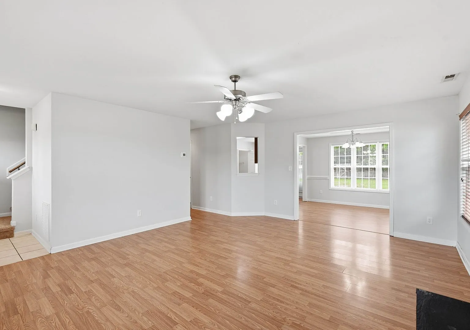 Cute 3 Bed 2.5 Bath Home with Bonus Room — Photo 4