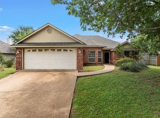 10413 Granada Dr, Waco, TX 76708