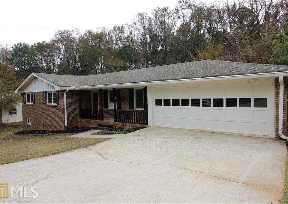 1st image of 2642 Kings Cir