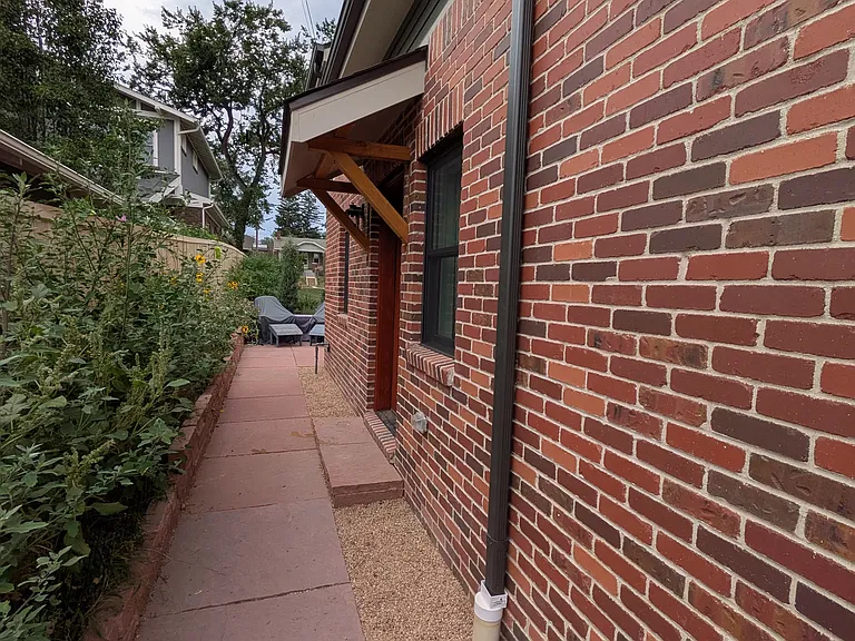 4140 Decatur St — Photo 3