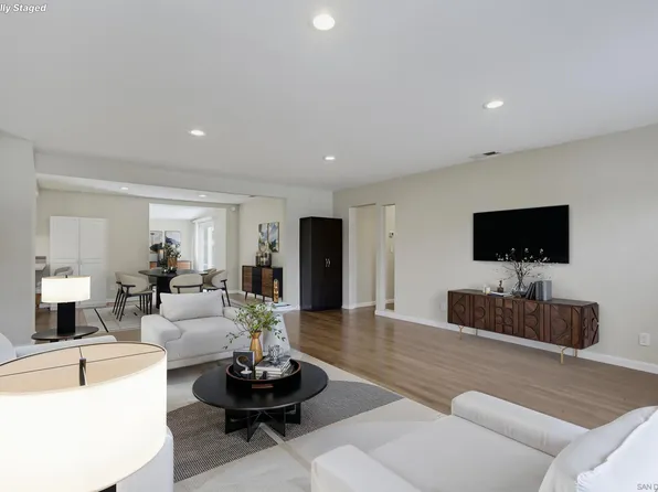 9649 Halberns Blvd, Santee, CA 92071