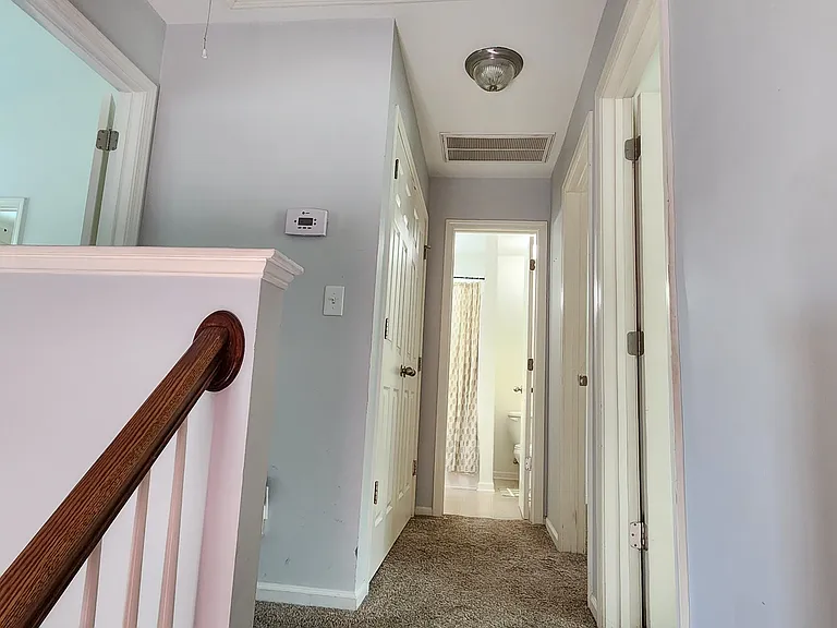 7425 Wallace Ln — Photo 10