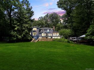 7 Greenlea Ln, Weston, CT 06883