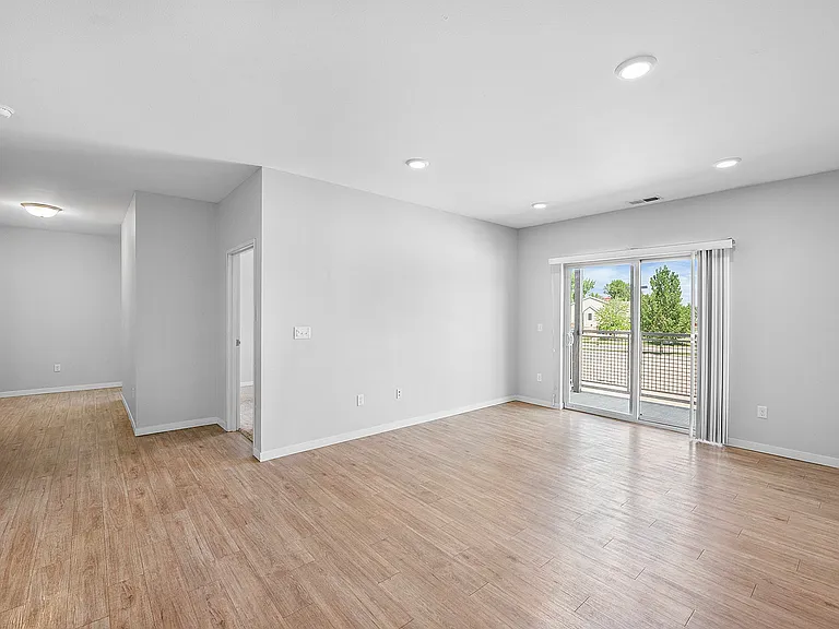 4. Sonoma West G - Living Room_Reverse