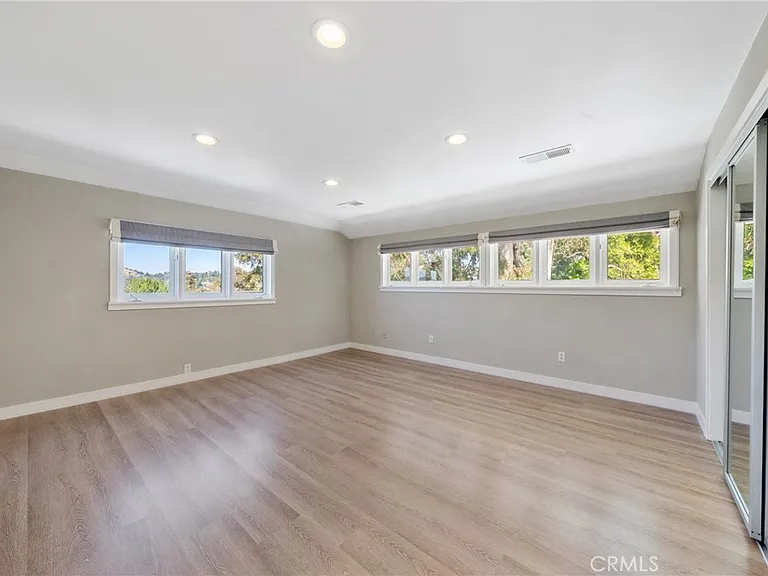 9653 Oak Pass Rd — Photo 23