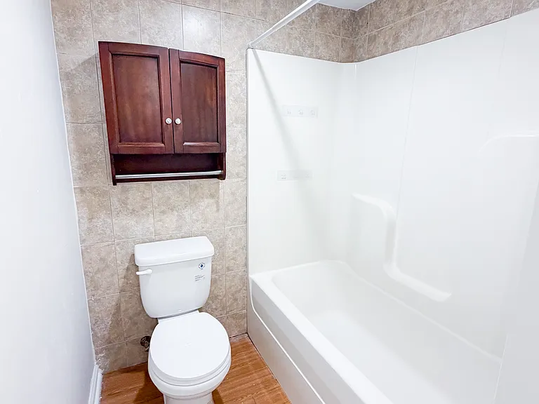 1666 Mayhew St — Photo 18