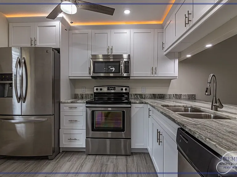 2562 Kings Lake Blvd — Photo 10