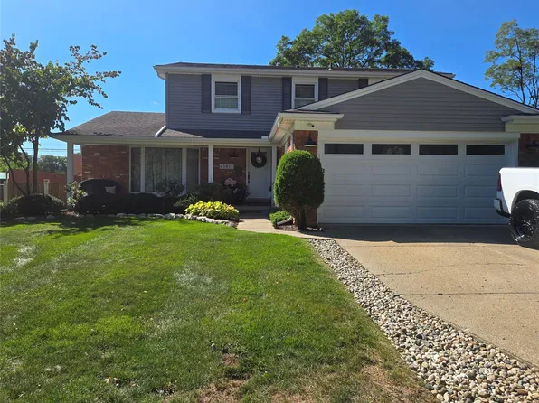 41411 Ivywood Ln, Plymouth, MI 48170