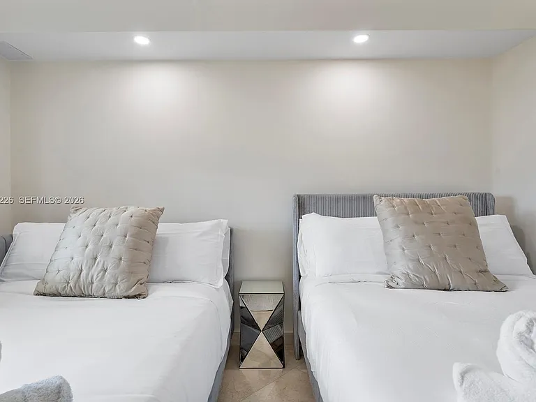 17555 Atlantic Blvd #508 — Photo 68