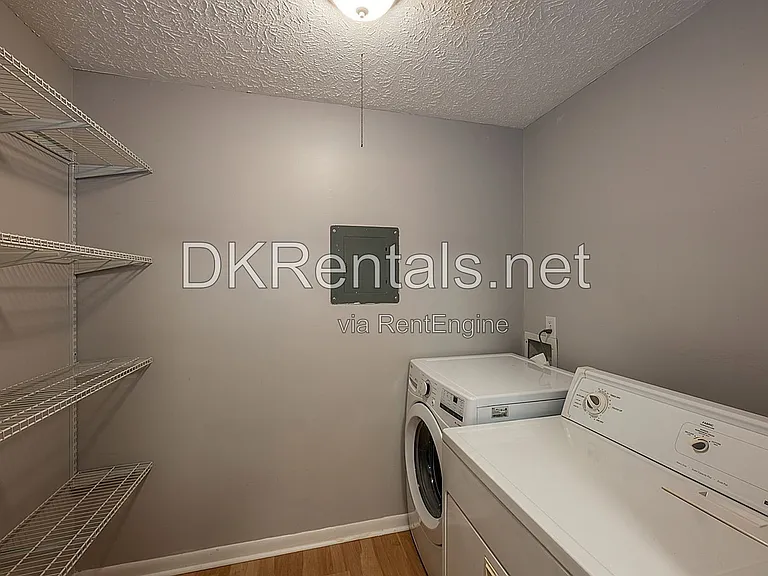 5143 Roswell Rd NE #9 — Photo 2
