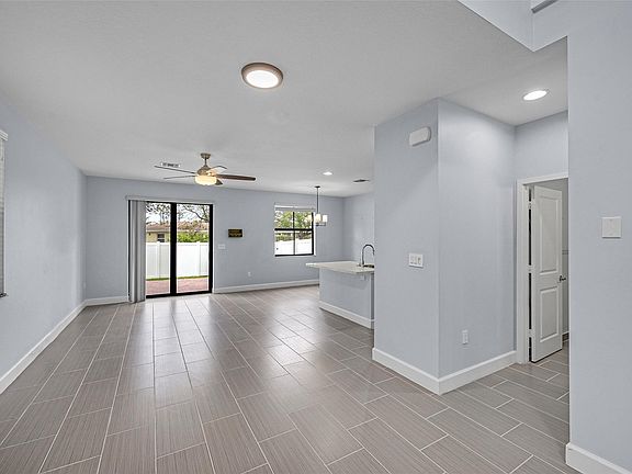 3rd image of 5507 NW 50th Terrace