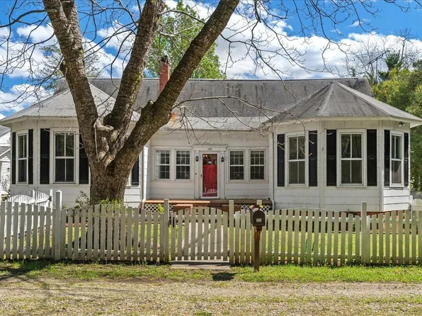 101 Center St, Littleton, NC 27850