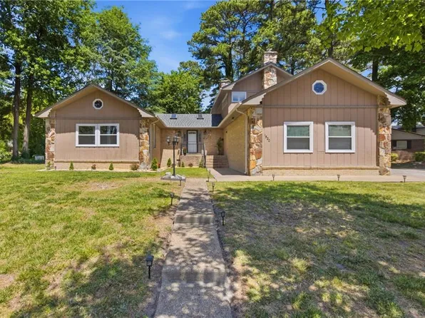 1520 Carson Cres E, Portsmouth, VA 23701