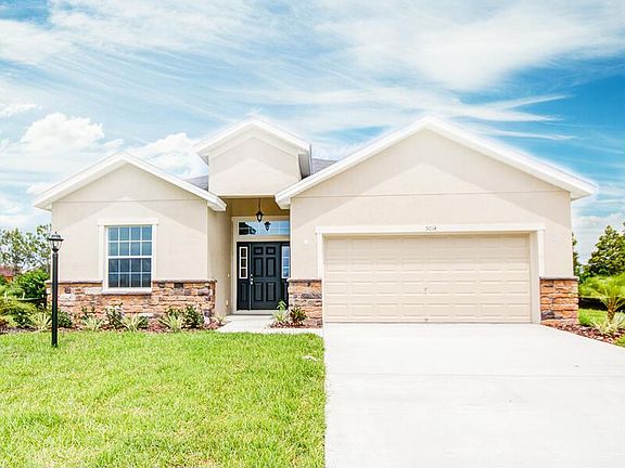 Welcome home to the Shelby, a Florida new home by Highland Homes