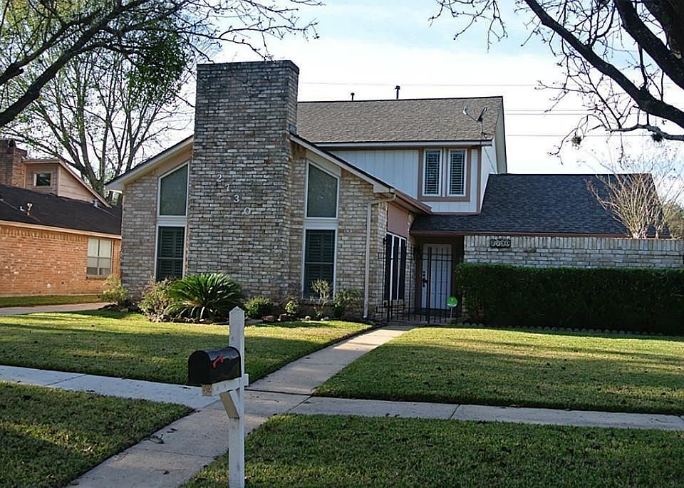 1st image of 2730 Colony Dr