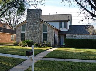 2730 Colony Dr, Sugar Land, TX 77479