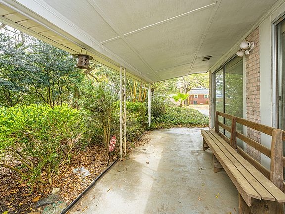 4th image of 783 Fort Johnson Rd