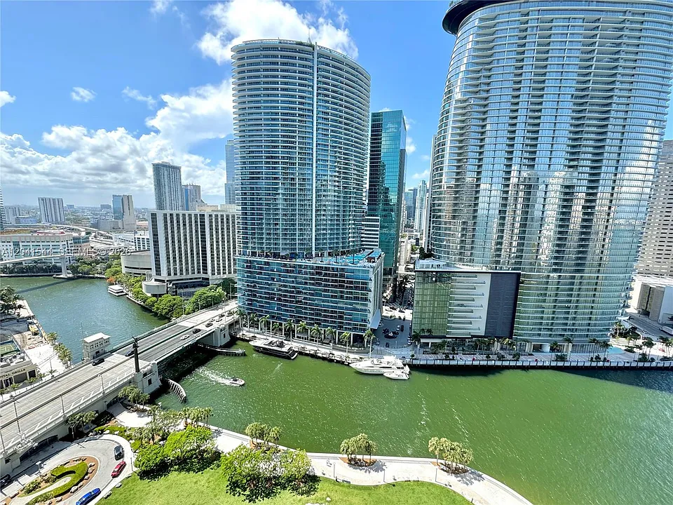 475 Brickell Ave #2512