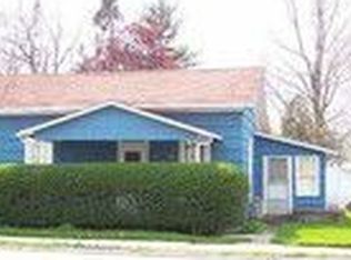439 N Town St, Fostoria, OH 44830