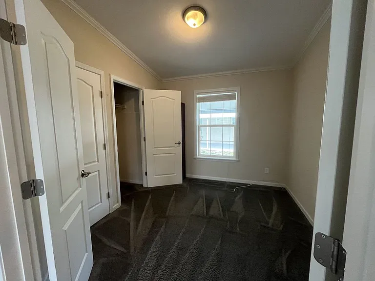 146 Highland Dr #938 — Photo 6
