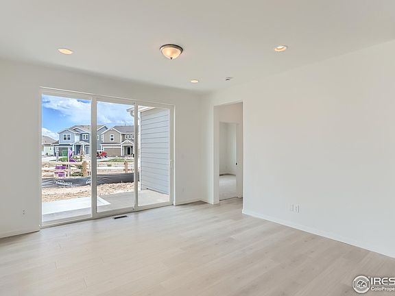 5th image of 426 Overbrook Ln