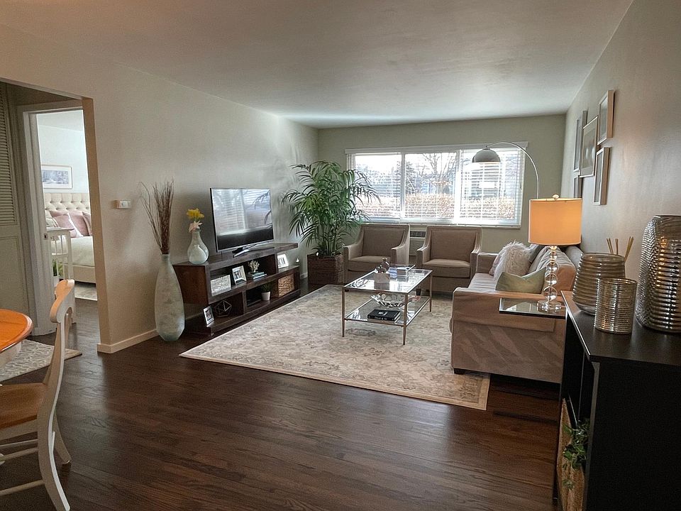 1st image of 3126 Linwood Ave Unit 8