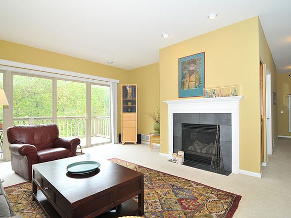 2nd image of 1410 Gabriel Dr