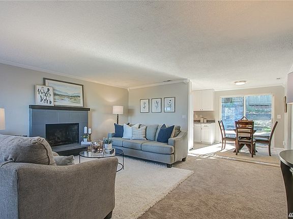 2nd image of 12525 SE 203rd Pl