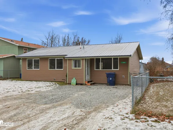 136 E Beaver Ave, Palmer, AK 99645