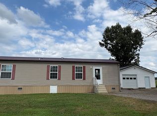 547 Cherry Corner Rd, Murray, KY 42071