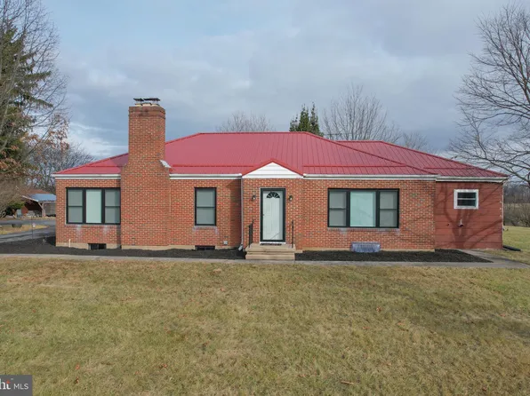 1925 Paynes Ford Rd, Martinsburg, WV 25405
