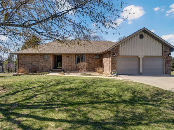 2009 N Steeple Chase Court, Nixa, MO 65714