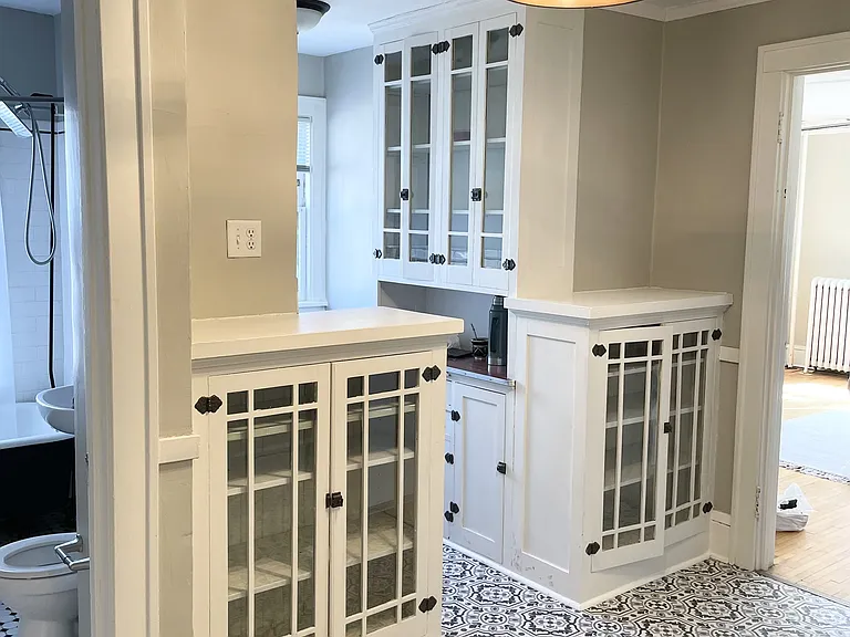 Ashland & Laurel Apartments — Photo 2
