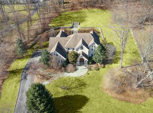 4 Emerson Ct, Katonah, NY 10536