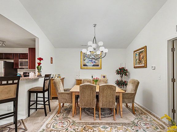 5th image of 28344 Adler Park Dr