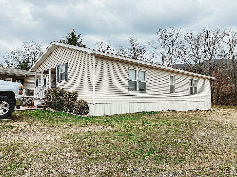 1st image of 325 Sterling Cir