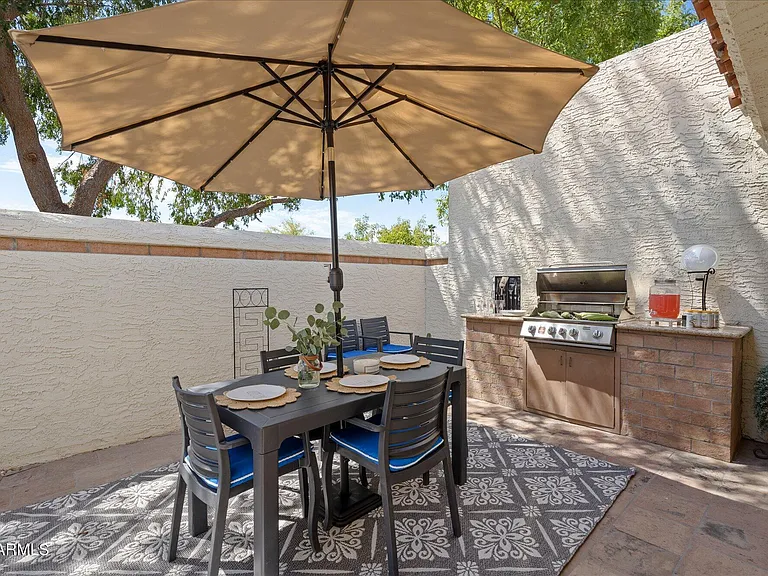5805 N 24th Pl — Photo 29