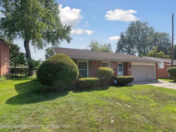 20345 Harbor Ln, Southfield, MI 48076